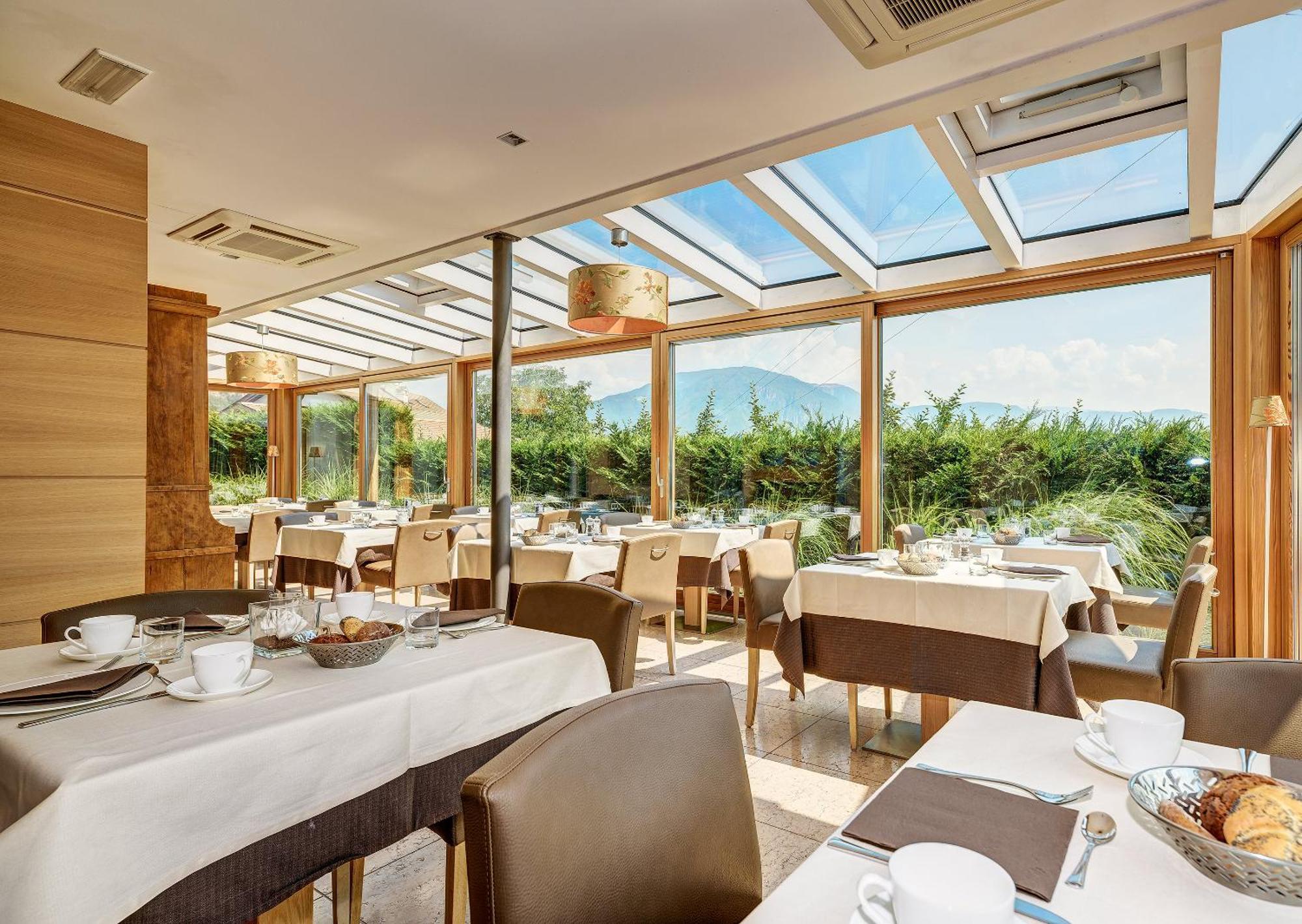 Art & Design Hotel Napura Terlano Exterior photo