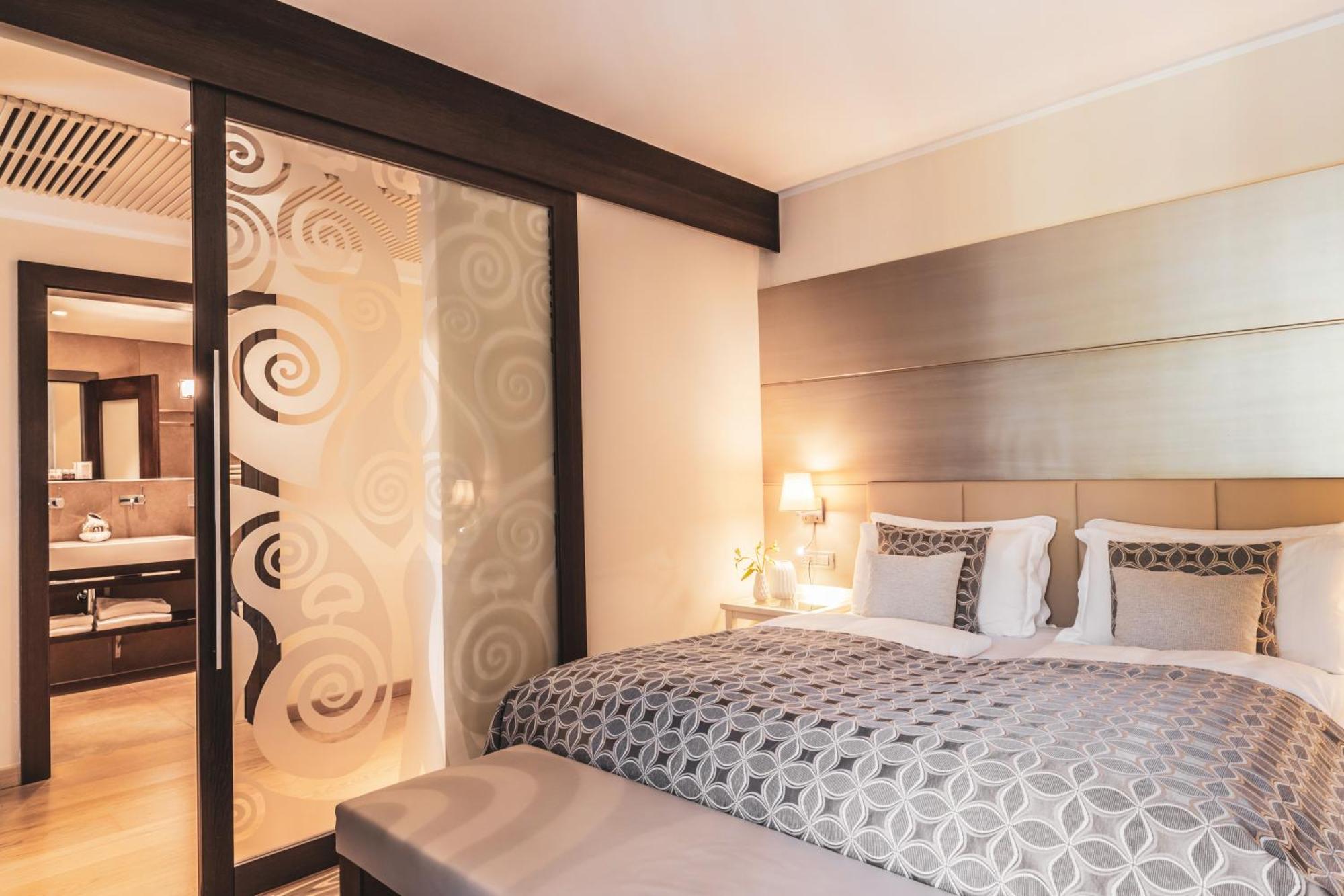 Art & Design Hotel Napura Terlano Exterior photo